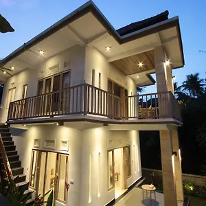 Gading Habitación en casa particular Ubud